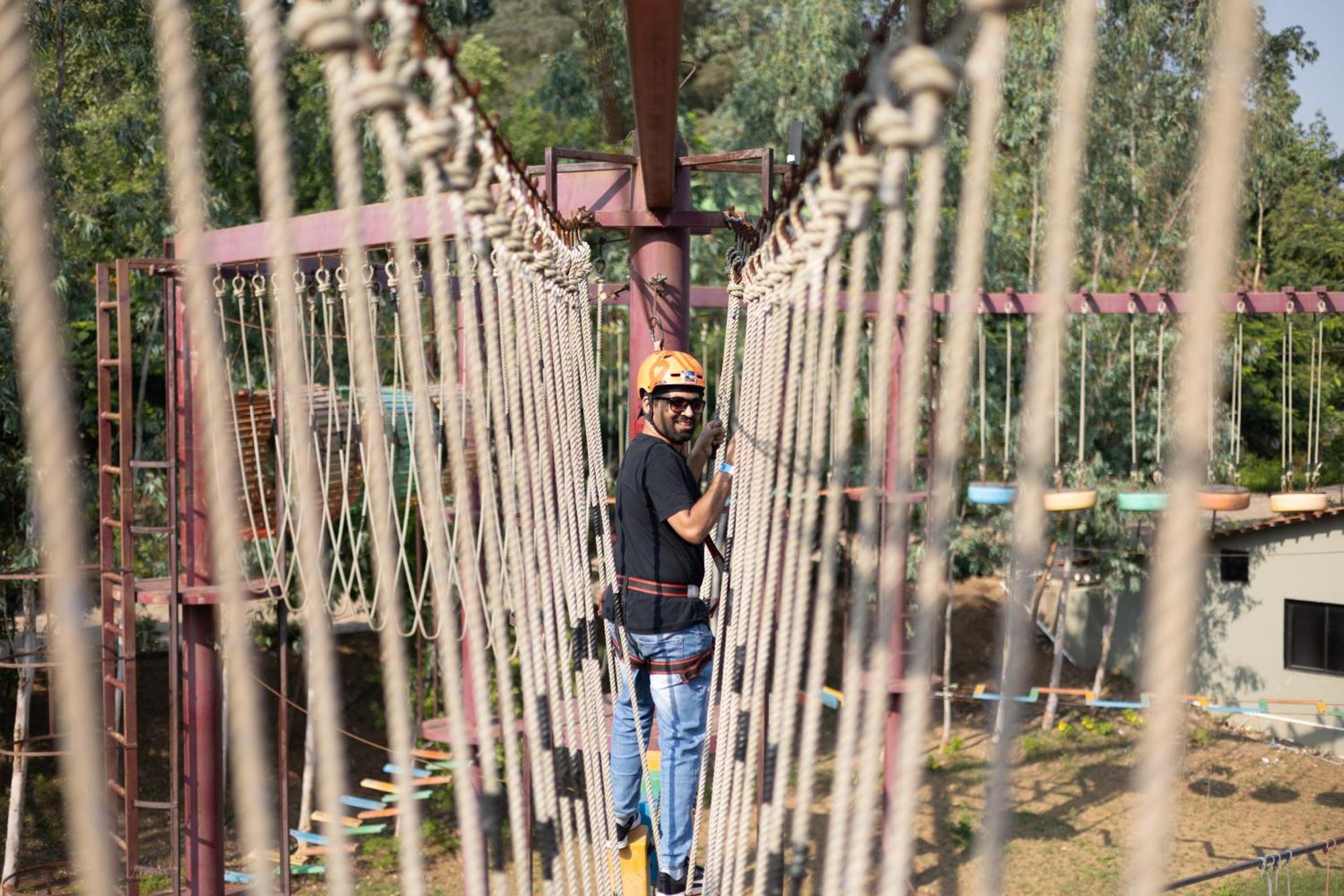 Vits Roccia Hill Resort And Adventure Park, Navapur Songadh Экстерьер фото